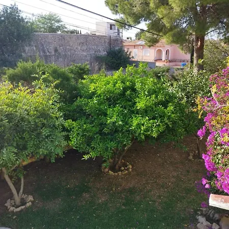 Eirene By Family Homes Vila